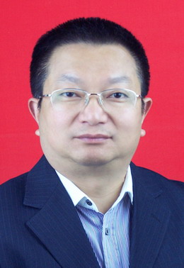 �ϳ�����һ���ز��������޹�˾���³�  ��Сƽ